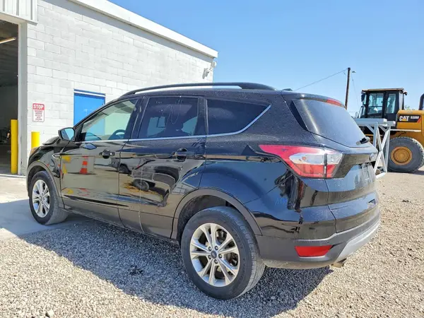 1FMCU9GD7JUB16929 2018 FORD ESCAPE - Image 2