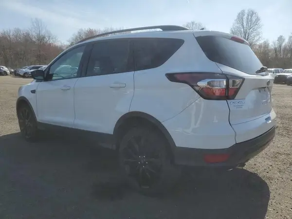 1FMCU9GD7JUB30202 2018 FORD ESCAPE - Image 2