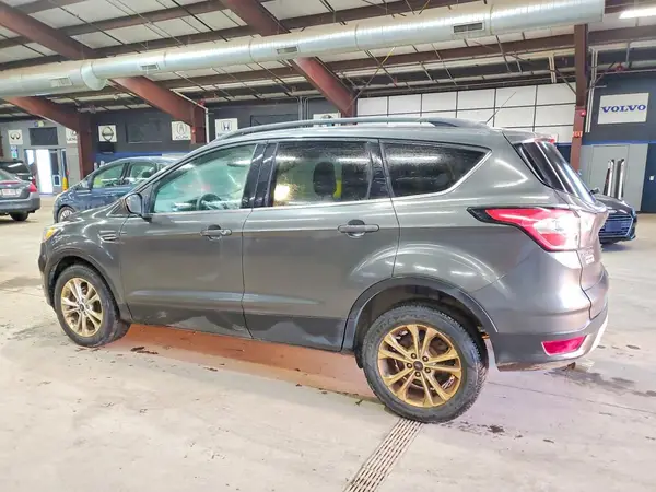 1FMCU9GD7JUB34251 2018 FORD ESCAPE - Image 2