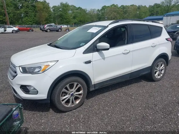 1FMCU9GD7JUB61434 2018 FORD ESCAPE - Image 2