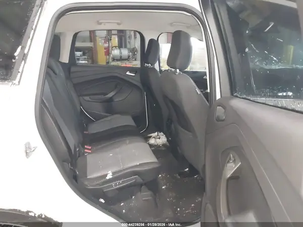 1FMCU9GD7JUB63975 2018 FORD ESCAPE - Image 8