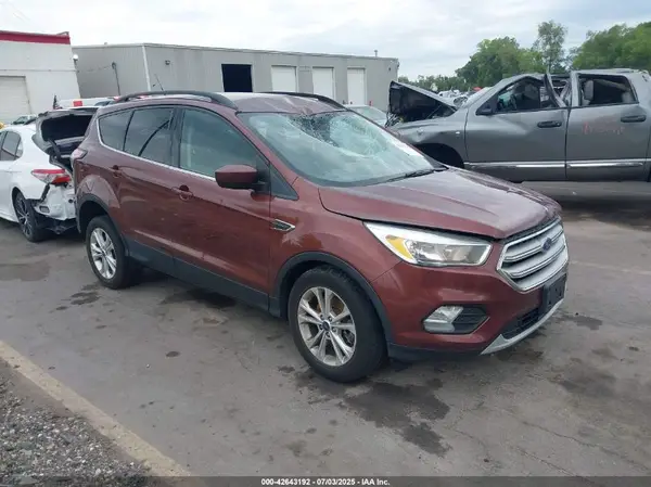 1FMCU9GD7JUB84891 2018 FORD ESCAPE - Image 1