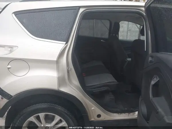 1FMCU9GD7JUC01186 2018 FORD ESCAPE - Image 8