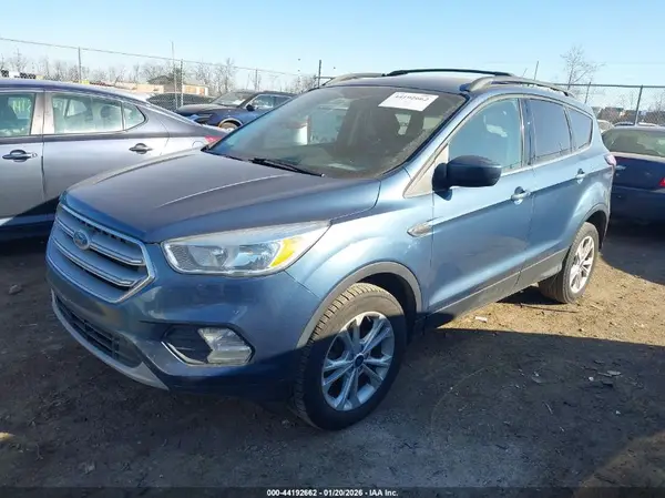 1FMCU9GD7JUC30462 2018 FORD ESCAPE - Image 2
