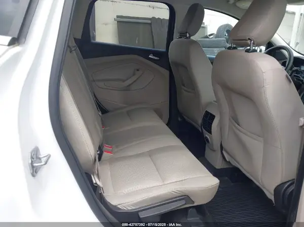 1FMCU9GD7JUC37637 2018 FORD ESCAPE - Image 8