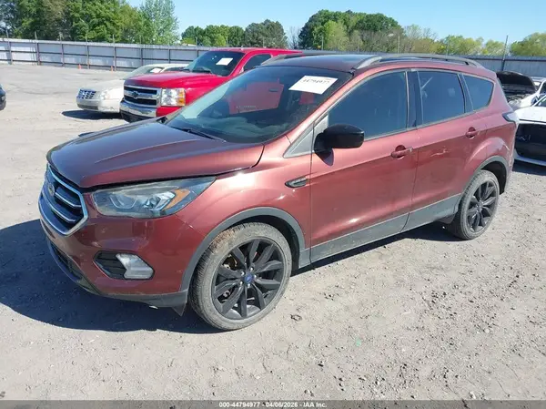1FMCU9GD7JUC39453 2018 FORD ESCAPE - Image 2
