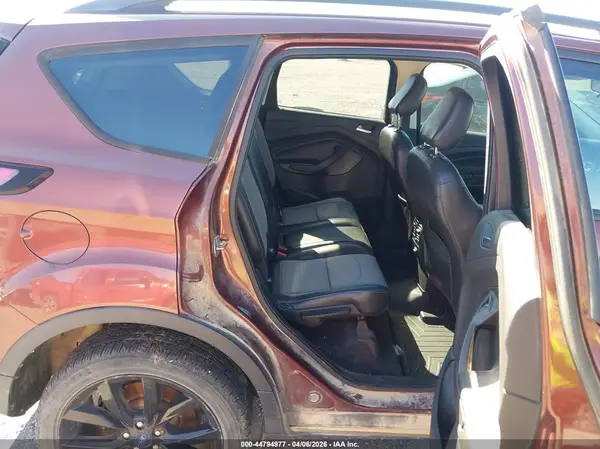 1FMCU9GD7JUC39453 2018 FORD ESCAPE - Image 8