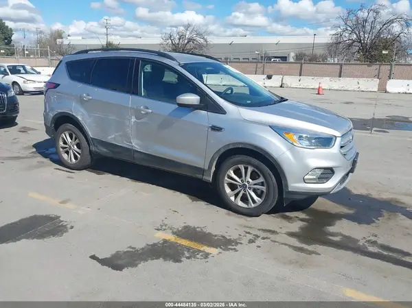 1FMCU9GD7JUC60481 2018 FORD ESCAPE - Image 1