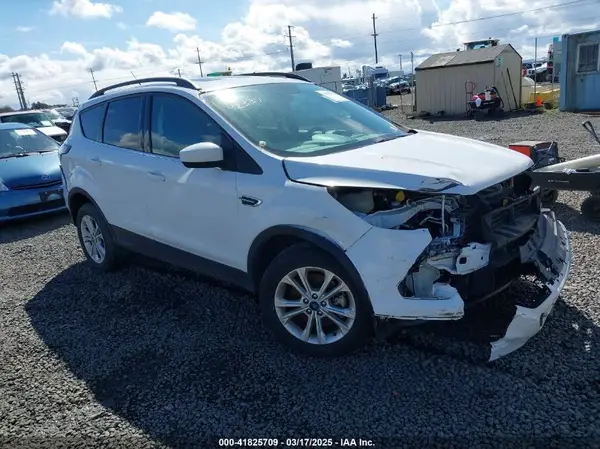 1FMCU9GD7JUC60951 2018 FORD ESCAPE - Image 1
