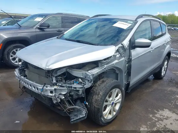 1FMCU9GD7JUC68225 2018 FORD ESCAPE - Image 2