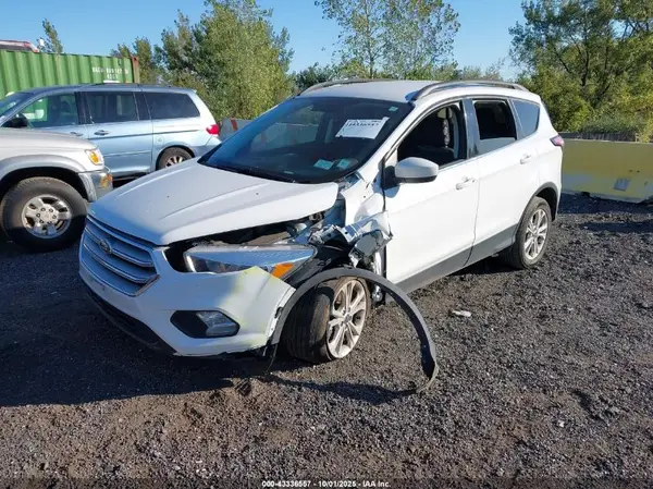 1FMCU9GD7JUC68368 2018 FORD ESCAPE - Image 2