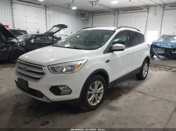 1FMCU9GD7JUC71710 2018 FORD ESCAPE - Image 2