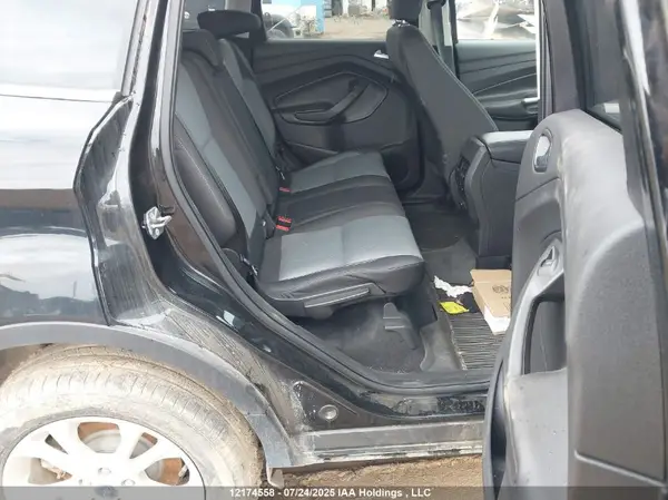1FMCU9GD7JUC82657 2018 FORD ESCAPE - Image 8