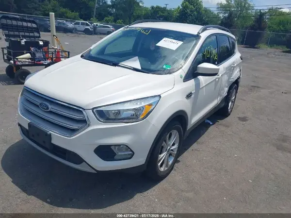 1FMCU9GD7JUC84120 2018 FORD ESCAPE - Image 2