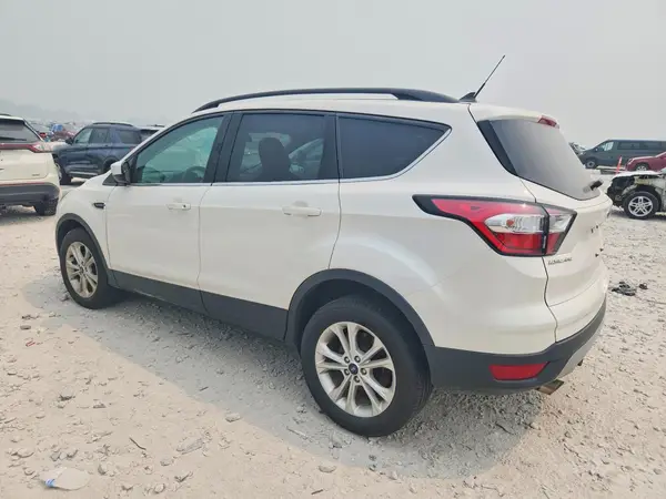 1FMCU9GD7JUC86062 2018 FORD ESCAPE - Image 2