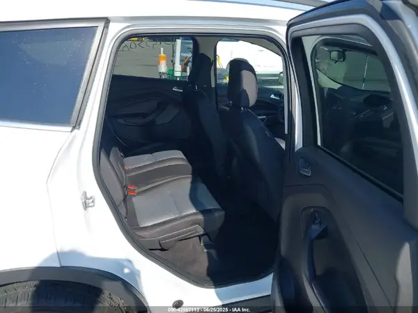 1FMCU9GD7JUD03751 2018 FORD ESCAPE - Image 8