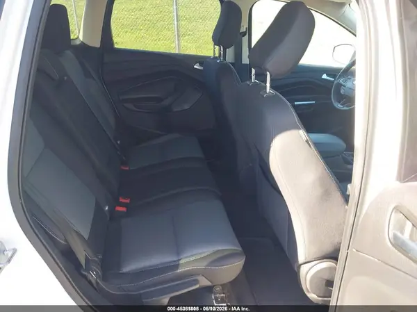 1FMCU9GD7JUD08450 2018 FORD ESCAPE - Image 8