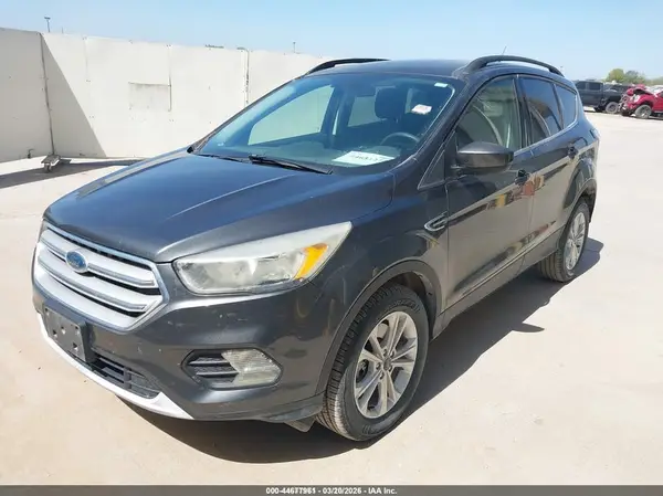 1FMCU9GD7JUD08741 2018 FORD ESCAPE - Image 2