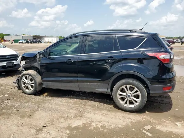1FMCU9GD7JUD22526 2018 FORD ESCAPE - Image 2