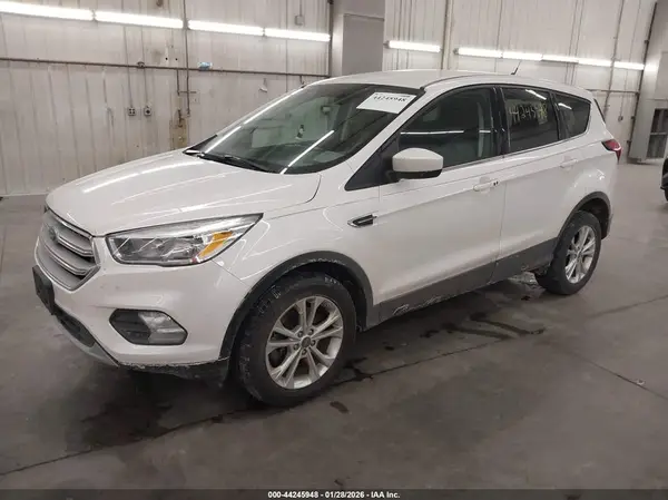 1FMCU9GD7KUA19909 2019 FORD ESCAPE - Image 2