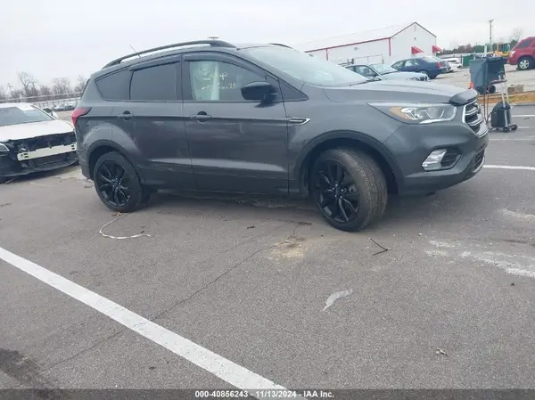 1FMCU9GD7KUA33938 2019 FORD ESCAPE - Image 1