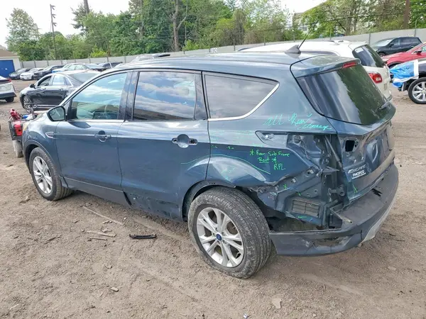 1FMCU9GD7KUA49301 2019 FORD ESCAPE - Image 2