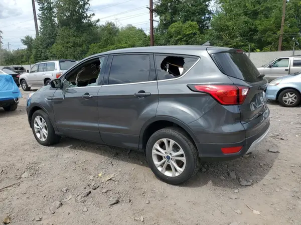 1FMCU9GD7KUA66924 2019 FORD ESCAPE - Image 2