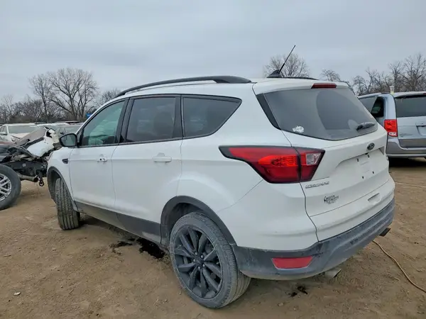 1FMCU9GD7KUB02935 2019 FORD ESCAPE - Image 2