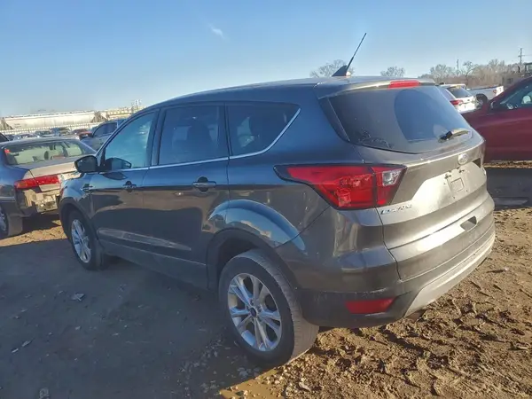 1FMCU9GD7KUB03020 2019 FORD ESCAPE - Image 2