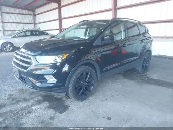 1FMCU9GD7KUB07293 2019 FORD ESCAPE - Image 2