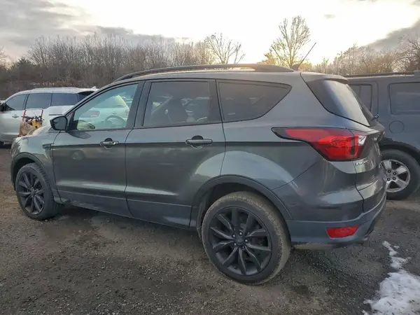 1FMCU9GD7KUB08685 2019 FORD ESCAPE - Image 2
