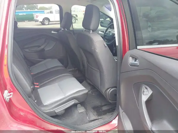 1FMCU9GD7KUB10727 2019 FORD ESCAPE - Image 8