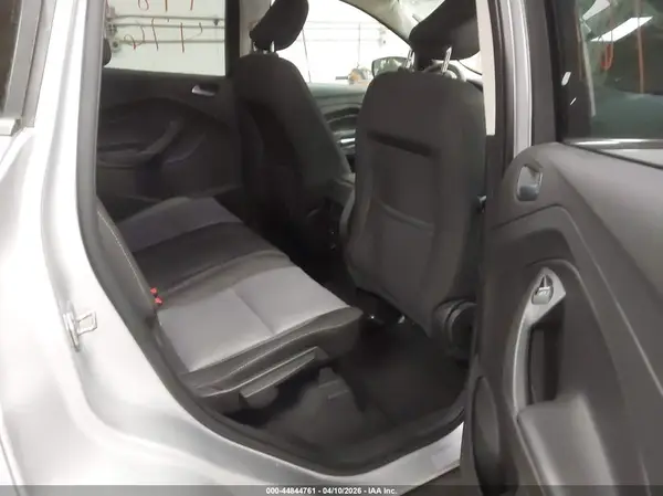 1FMCU9GD7KUB18049 2019 FORD ESCAPE - Image 8