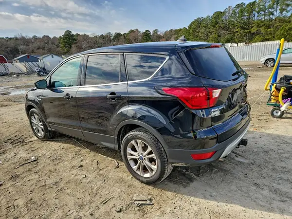 1FMCU9GD7KUB19153 2019 FORD ESCAPE - Image 2