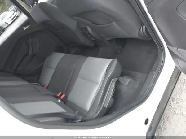 1FMCU9GD7KUB21923 2019 FORD ESCAPE - Image 8