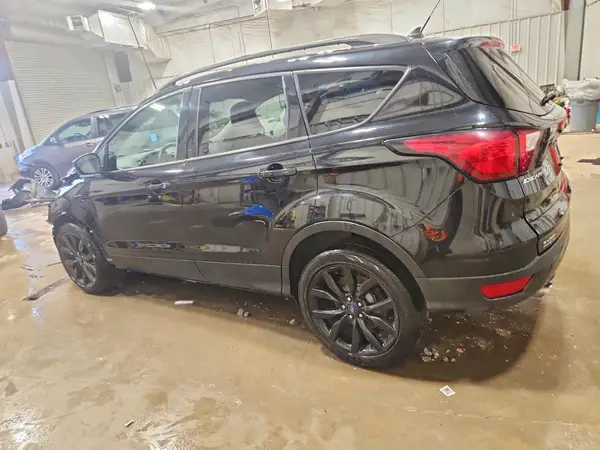 1FMCU9GD7KUB22571 2019 FORD ESCAPE - Image 2