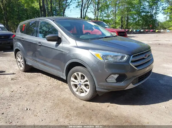 1FMCU9GD7KUB23316 2019 FORD ESCAPE - Image 1