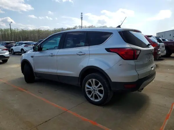 1FMCU9GD7KUB71396 2019 FORD ESCAPE - Image 2