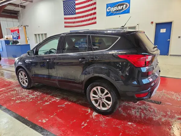 1FMCU9GD7KUB97982 2019 FORD ESCAPE - Image 2