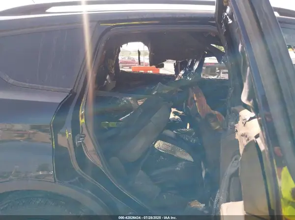 1FMCU9GD7KUC06177 2019 FORD ESCAPE - Image 8