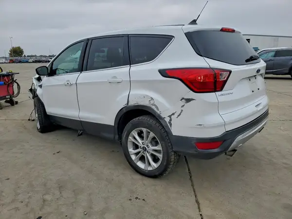 1FMCU9GD7KUC06390 2019 FORD ESCAPE - Image 2