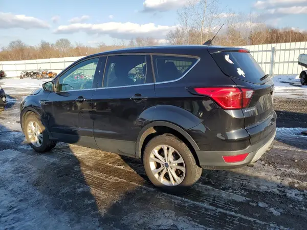 1FMCU9GD7KUC17583 2019 FORD ESCAPE - Image 2
