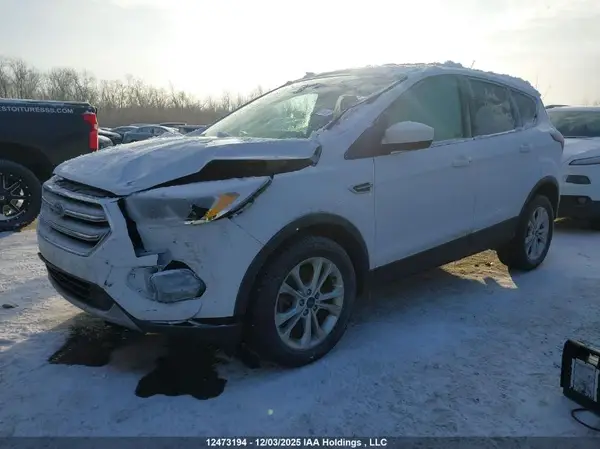 1FMCU9GD7KUC38417 2019 FORD ESCAPE - Image 2