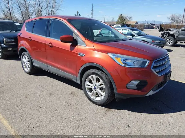 1FMCU9GD7KUC53659 2019 FORD ESCAPE - Image 1
