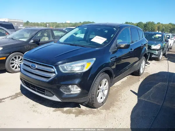 1FMCU9GD8HUA49431 2017 FORD ESCAPE - Image 2