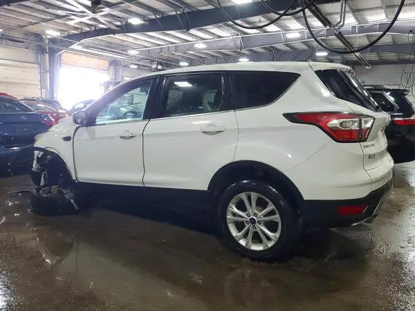1FMCU9GD8HUA56847 2017 FORD ESCAPE - Image 2