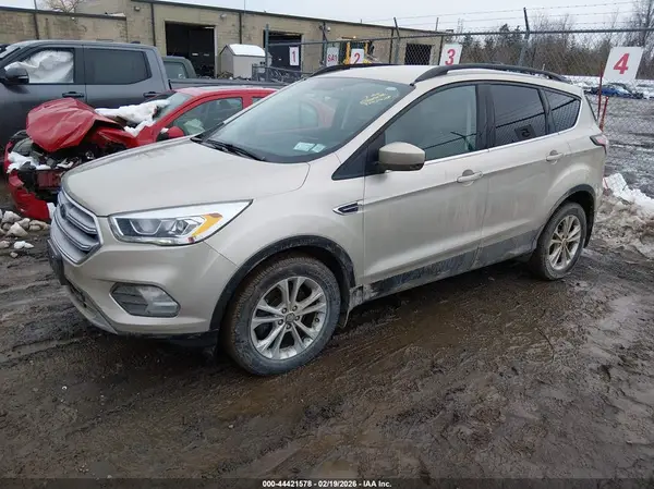 1FMCU9GD8HUA77732 2017 FORD ESCAPE - Image 2