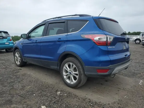 1FMCU9GD8HUA87158 2017 FORD ESCAPE - Image 2