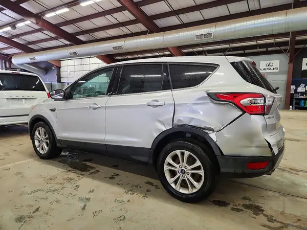 1FMCU9GD8HUA87421 2017 FORD ESCAPE - Image 2