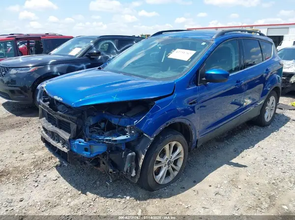 1FMCU9GD8HUB23897 2017 FORD ESCAPE - Image 2